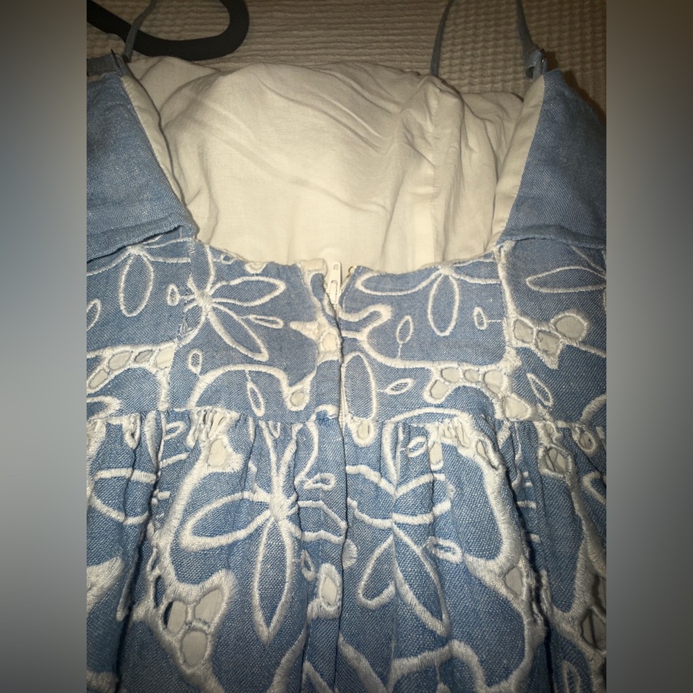 LILLY PULITZER Hollander For A Dollar Chambray Eyelet Dress SIZE: 4 - Picture 12 of 15